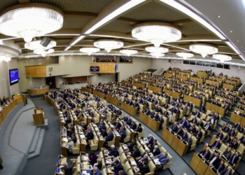 Ρωσία: Ο πρόεδρος της Δούμας ζητάει να διακοπούν οι προμήθειες αερίου και σε άλλες «μη φιλικές» χώρες
