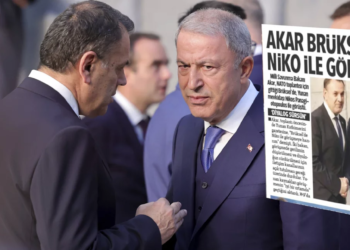 Τουρκικός Τύπος: «Ο Ακάρ συναντήθηκε στις Βρυξέλλες με τον… Νίκο»