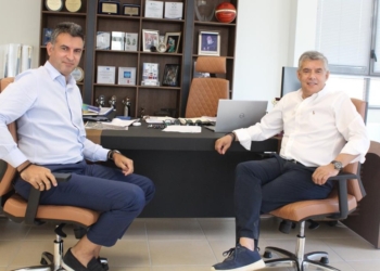Νέα πλατεία μπροστά στο Δημοτικό Θέατρο Βόλου με χρηματοδότηση από το ΕΣΠΑ Θεσσαλίας 2014-2020