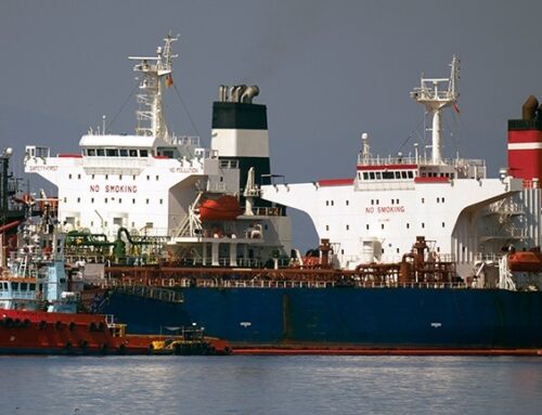 Στο λιμάνι του Πειραιά κατευθύνεται το ρωσικό τάνκερ «Lana»