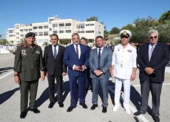 Στην τελετή ονοματοδοσίας της νέας πυραυλάκατου του Πολεμικού Ναυτικού «Υποπλοίαρχος Βλαχάκος», παρουσία και του πρωθυπουργού Κ. Μητσοτάκη, ο Περιφερειάρχης Αττικής