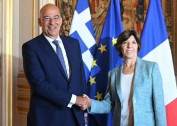 Συνάντηση Ν. Δένδια με την υπουργό Εξωτερικών της Γαλλίας Κατρίν Κολονά