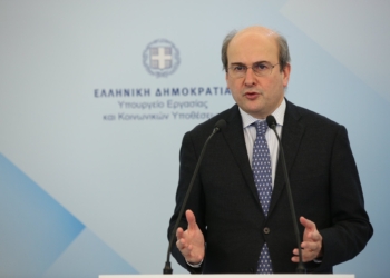 Κ. Χατζηδάκης: Η αγορά εργασίας κινείται θετικά