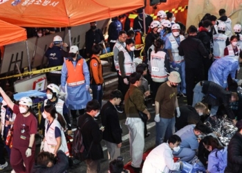 Νότια Κορέα: 120 νεκροί από ποδοπατήματα σε εκδήλωση για το Χάλογουιν – Πάνω από 100 οι τραυματίες