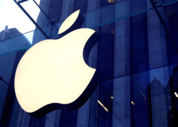 Η Apple απείλησε με αποκλεισμό της Twitter από το ηλεκτρονικό κατάστημα εφαρμογών της