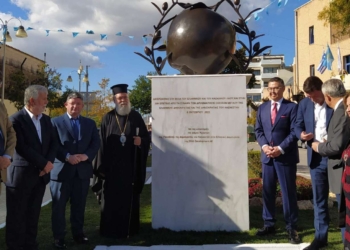 Εγκαίνια μνημείου για την φιλία Αχαρνών – Καζακστάν από το Δήμαρχο, Σπύρο Βρεττό και τον Πρέσβη Yerlan Baudarbek-Kozhatayev