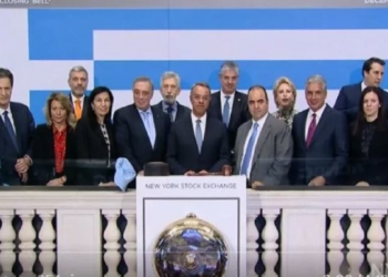 Στα γαλανόλευκα το Χρηματιστήριο της Νέας Υόρκης για την «Ημέρα Ελλάδος-Αμερικής»