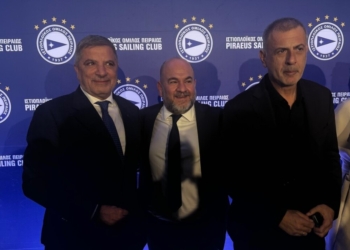 Στην τελετή βράβευσης των κορυφαίων αθλητών του Ιστιοπλοϊκού Ομίλου Πειραιώς (ΙΟΠ) ο Περιφερειάρχης Αττικής Γ. Πατούλης