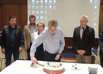 Στ. Αρναουτάκης: Αξιοποιούμε όλους του πόρους και δεν θα αφήσουμε να χαθεί ούτε ένα ευρώ – Ευχές και ευχαριστίες Περιφερειάρχη στο Περιφερειακό συμβούλιο στην κοπή της πίτας