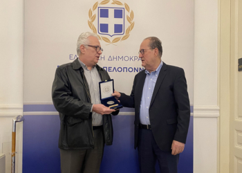 Σύσκεψη στην Τρίπολη του περιφερειάρχη Πελοποννήσου Π. Νίκα με τον γενικό γραμματέα Μεταναστευτικής Πολιτικής