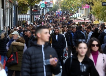Έρευνα Εμπορικού Συλλόγου Αθηνών: Συγκρατημένη αισιοδοξία για την πορεία της αγοράς