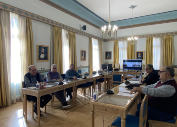 Σύσκεψη υπό τον περιφερειάρχη Πελοποννήσου Π. Νίκα για το θέμα της διαχείρισης απορριμμάτων με ραδιενεργό φορτίο