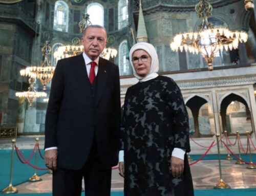 Ερντογάν: Με τη μετατροπή της Αγια-Σοφιάς σε τζαμί σπάσαμε τα δεσμά