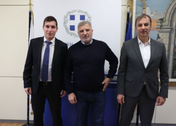 Έργα οδοποιίας και οι αναπλάσεις που χρηματοδοτούνται από την Περιφέρεια Αττικής, στο επίκεντρο της συνάντησης του Περιφερειάρχη Αττικής Γ. Πατούλη με τον Δήμαρχο Τροιζηνίας – Μεθάνων Σ. Σούχλα