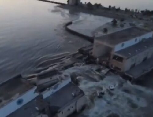 Σχεδόν 600 τ.χλμ της Χερσώνας πλημμύρισαν από την καταστροφή του φράγματος στη Νόβα Καχόβκα