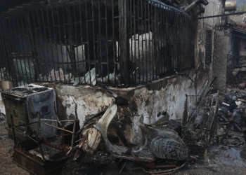 Προχωρούν οι αυτοψίες και οι καταγραφές ζημιών για τους πληγέντες από τις πυρκαγιές του Αυγούστου