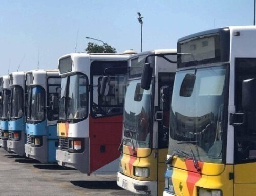Τι προβλέπει η υπουργική απόφαση για τα δικαιώματα των επιβατών στα μέσα μαζικής μεταφοράς