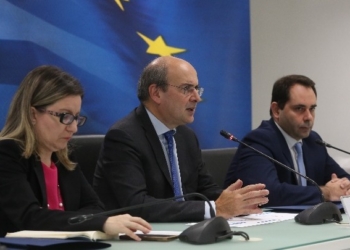 Οι κατηγορίες των πολιτών που θα λάβουν τον Δεκέμβριο το «επίδομα κοινωνικής αλληλεγγύης»