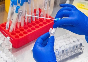 ΙΣΑ: Σύσταση για εμβολιασμό των ευπαθών ομάδων έναντι της covid-19, της γρίπης και του πνευμονιόκκοκου από τον θεράποντα γιατρό