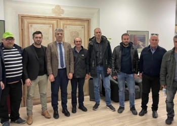 Συνάντηση Περιφερειάρχη Α.Μ.Θ. με Αγροτικούς και Κτηνοτροφικούς Συλλόγους
