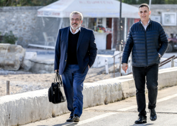 ΣΥΡΙΖΑ: Πληροφορίες για παραίτηση Όθωνα Ηλιόπουλου -Στη θέση του η Πόπη Τσαπανίδου
