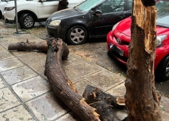 Ανεμοστρόβιλος προκάλεσε ζημιές σε διάφορα σημεία του Μεσολογγίου