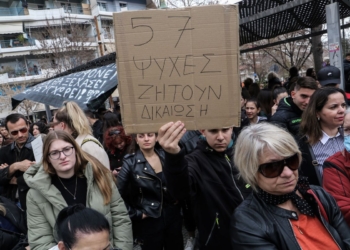 Δημήτρης Καμπουράκης: Τα Τέμπη έφεραν το σκληρό ροκ. Διλήμματα και ερωτήματα