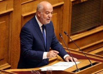 Κόντρα στη Βουλή Τζανακόπουλου – Φλωρίδη για την εισαγγελική πρόταση για τον Κολωνό