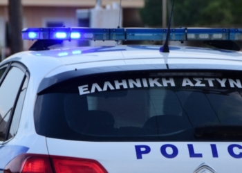 Συνελήφθη αλλοδαπή που αποσπούσε μεγάλα χρηματικά ποσά από ηλικιωμένους