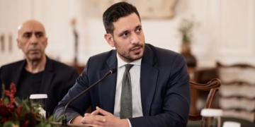 Κυρανάκης: «Οι μικροδορυφόροι θα είναι στον… αέρα το 2026»