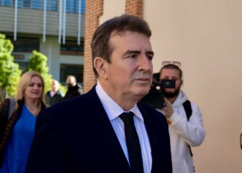 Χρυσοχοϊδης: Ιδρύονται γραφεία ενδοοικογενειακής βίας σε όλη τη χώρα