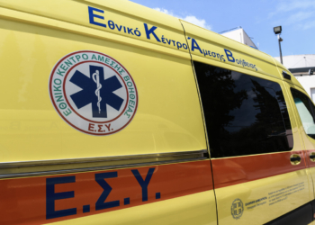 Τροχαίο δυστύχημα τα ξημερώματα στην οδό Χαμοστέρνας