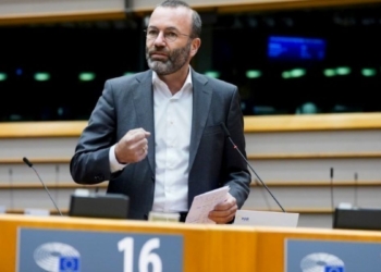 Βέμπερ στην ηγεσία του VMRO: Σεβαστείτε τις διατάξεις της Συμφωνίας των Πρεσπών