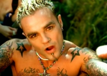 Πέθανε ο τραγουδιστής των Crazy Town