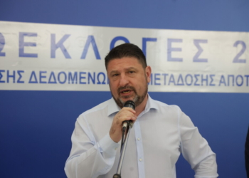 Νίκος Χαρδαλιάς: Αυτοψία στο εκλογικό κέντρο της Περιφέρειας Αττικής