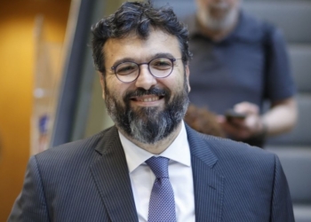 Βασιλειάδης: «Όχι διαγραφή αλλά καταδική πολιτικής συμπεριφοράς»