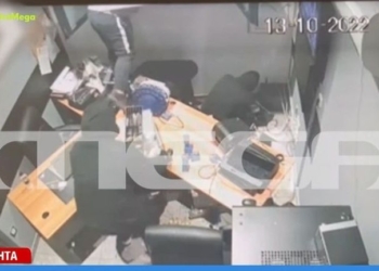 Αττική: Καρέ καρέ η δράση σπείρας που ξήλωνε χρηματοκιβώτια