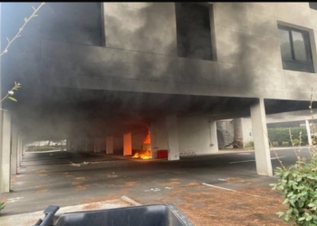 Τρομοκρατική επίθεση σε συναγωγή στη Γαλλία