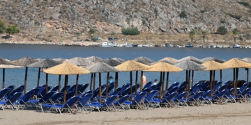ΟΠΕΚΑ: Ξεκινά η διανομή των αδιάθετων δελτίων κοινωνικού και ιαματικού τουρισμού