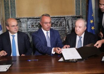 Υπεγράφη η σύμβαση παραχώρησης της Αττικής Οδού
