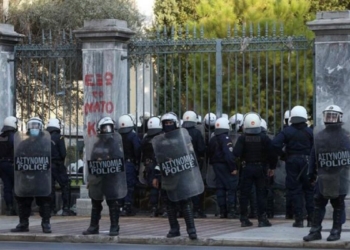 Πολυτεχνείο: Δρακόντεια μέτρα στην Αθήνα για την 51η επέτειο