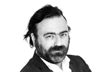 Δημήτρης Μανιάτης: Λατρεύω την πολιτική ακόμη και στην πιο λούμπεν στιγμή της