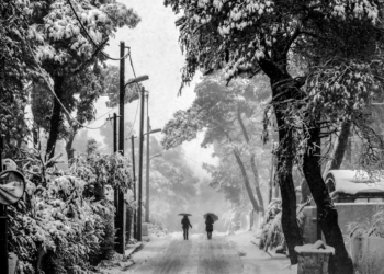 Τελευταία πρόγνωση: Χιόνια και στην Αττική το Σάββατο