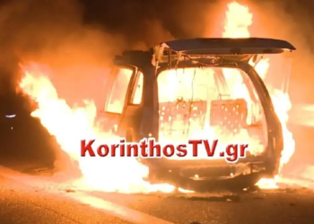 Κάμερα κατέγραψε «φλεγόμενο» όχημα στην Κορίνθου – Τριπόλεως