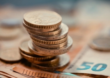 Οι 12 υποχρεώσεις των φορολογουμένων πριν φύγει το 2024: Όλα όσα πρέπει να γνωρίζουν