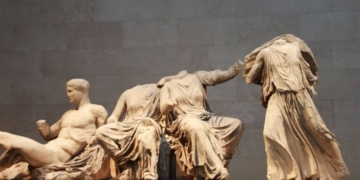 Τι δηλώνει η Βρετανία για τα Γλυπτά λίγο πριν από την επίσκεψη του Έλληνα πρωθυπουργού