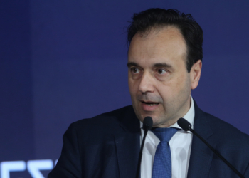 Παπαστεργίου: Θα έρθει απαγόρευση, εάν συνεχίσουν οι πάροχοι να προσφέρουν ακατάλληλο περιεχόμενο στους ανηλίκους