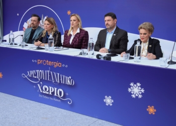 Μοναδικό υπερθέαμα στο Χριστουγεννιάτικο Χωριό της Περιφέρειας στο Πεδίον του Άρεως