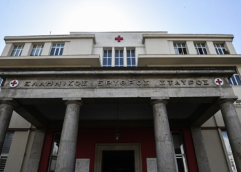Νοσοκομείο «Ερυθρός Σταυρός»: Τέσσερις τραυματίες μετά από πτώση ασανσέρ