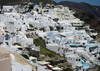 Δήμαρχος Ανάφης για σεισμούς: Αυτό το συνεχόμενο έχει αρχίσει να μας κουράζει